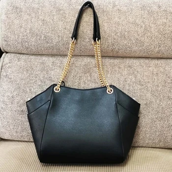 2022 Дамска чанта-тоут с веригата, благородна класическа кожена чанта на рамото, Модни однотонная чанта с голям капацитет за пазаруване